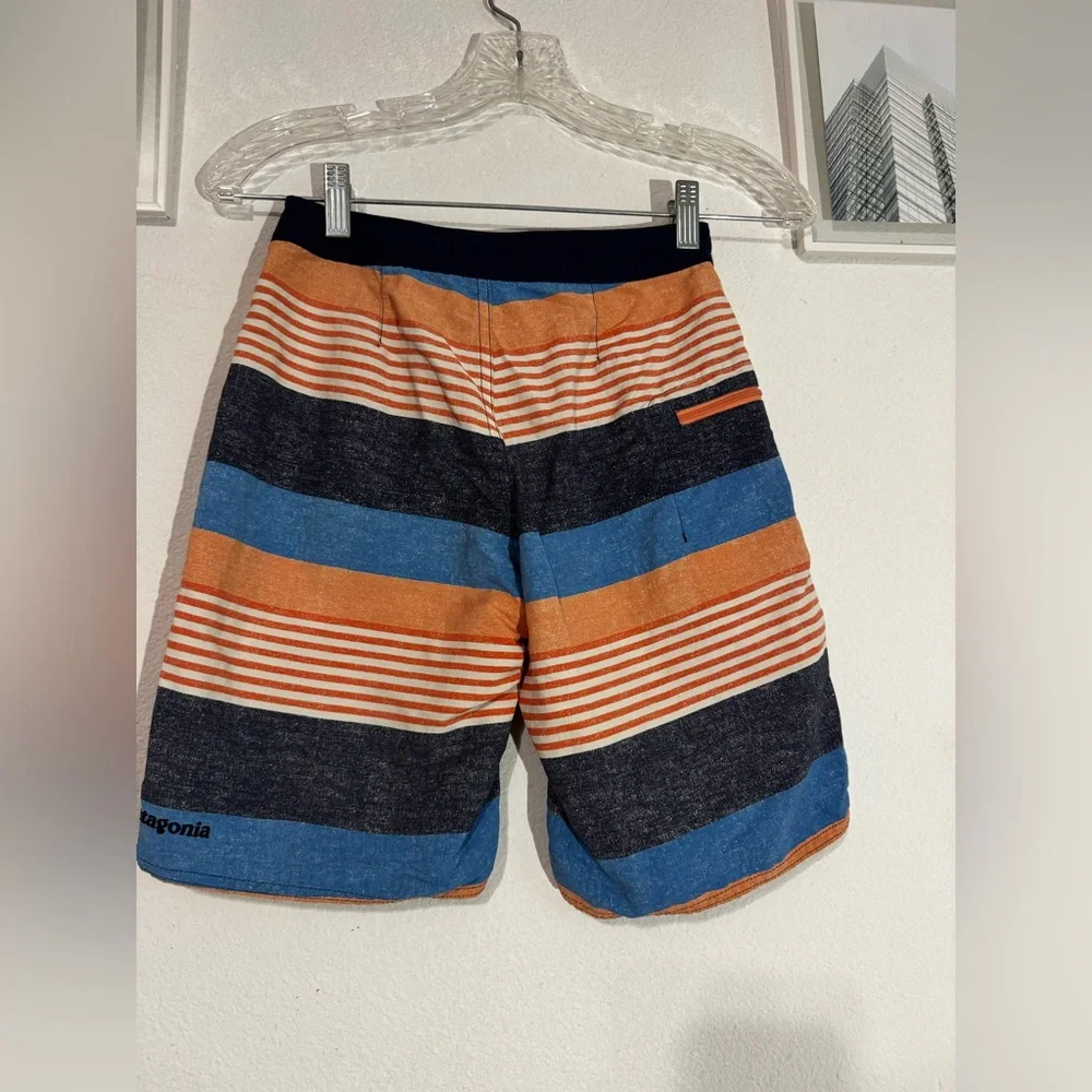 Patagonia Boys Size 8 Swim Trunks Board shorts Orange/ Blue Striped wavefarer